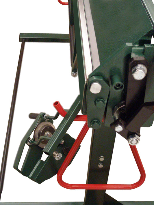 Detailbild Tragegriffe mit Aufhängung für Rollenschere der Abkantbank